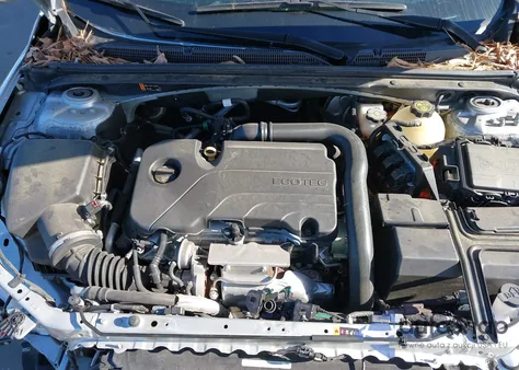 2020 Chevrolet Malibu Fwd Rs z USA, uszkodzony, nr VIN 1G1ZG5ST8LF152898